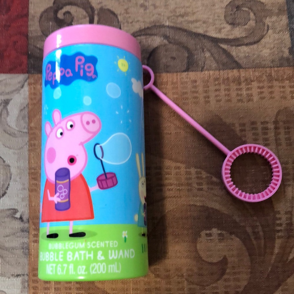 COPY - 🛍️5/$20🛍️Bubblegum scented Bubble Bath and Wand.